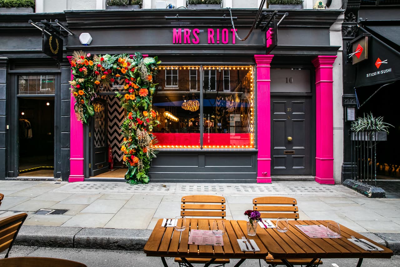 Kitty's Bar, Mrs Riot photo #8