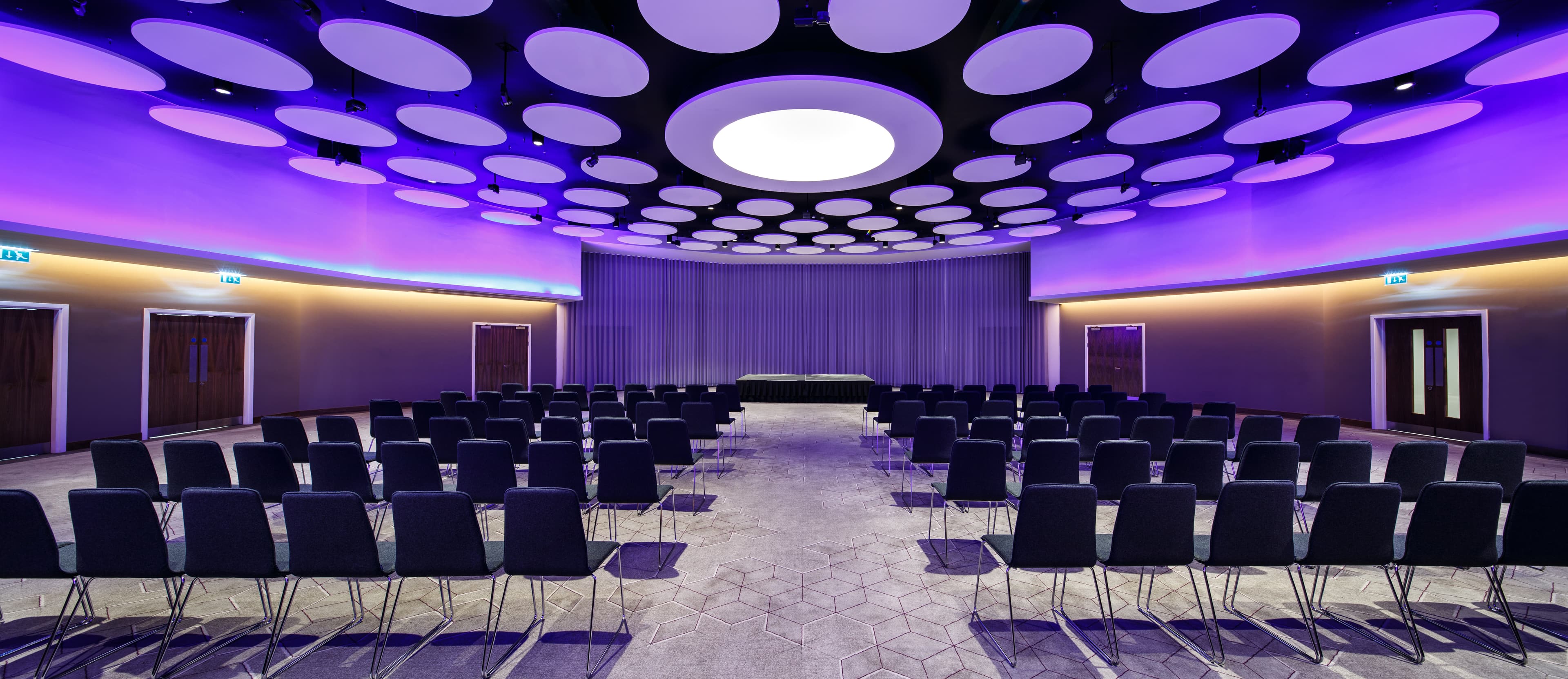 Stephenson Suite, Crowne Plaza Newcastle - Stephenson Quarter photo #5