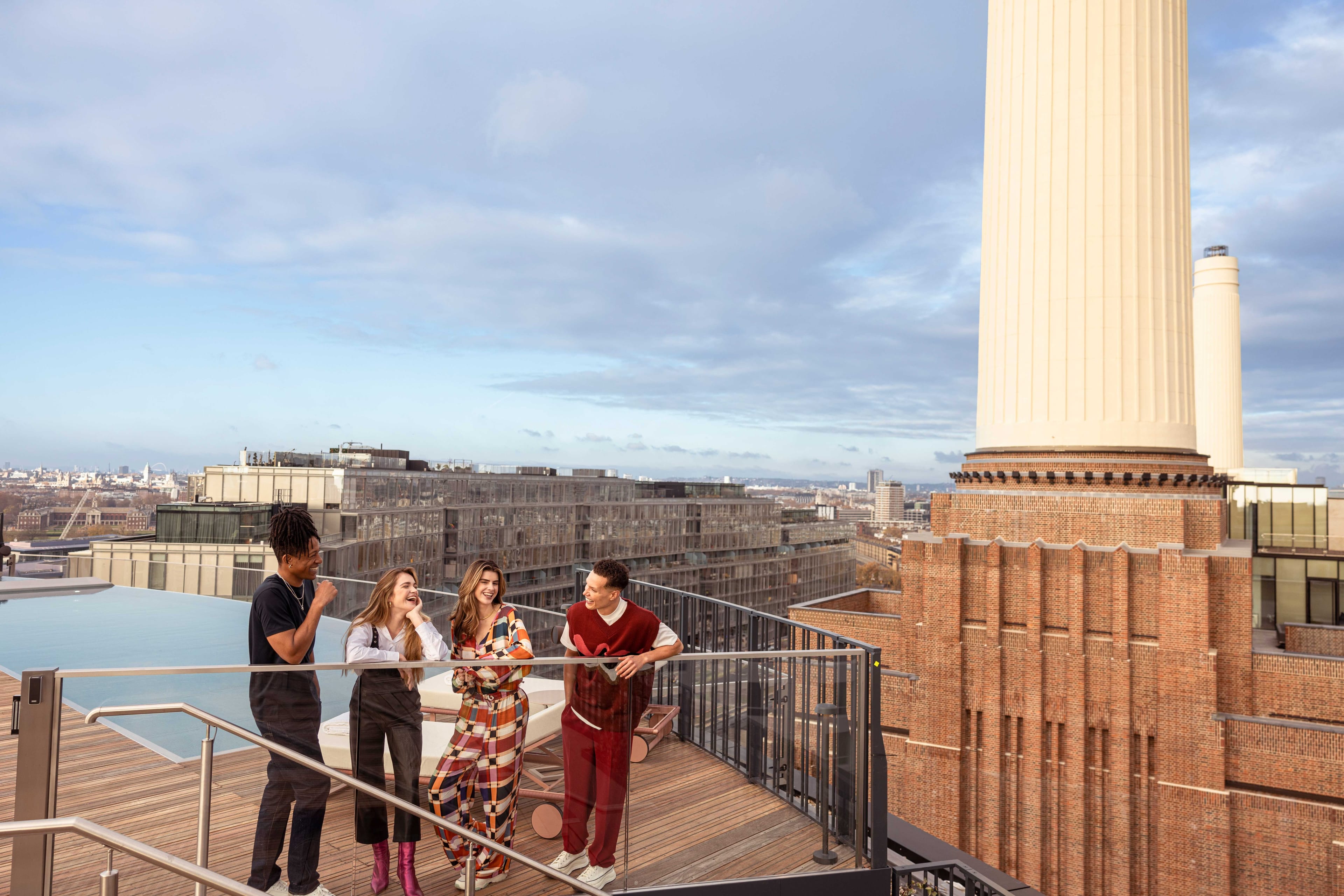 Photo of Art’otel London Battersea, JOIA Restaurant And Rooftop, PEROLA Bar