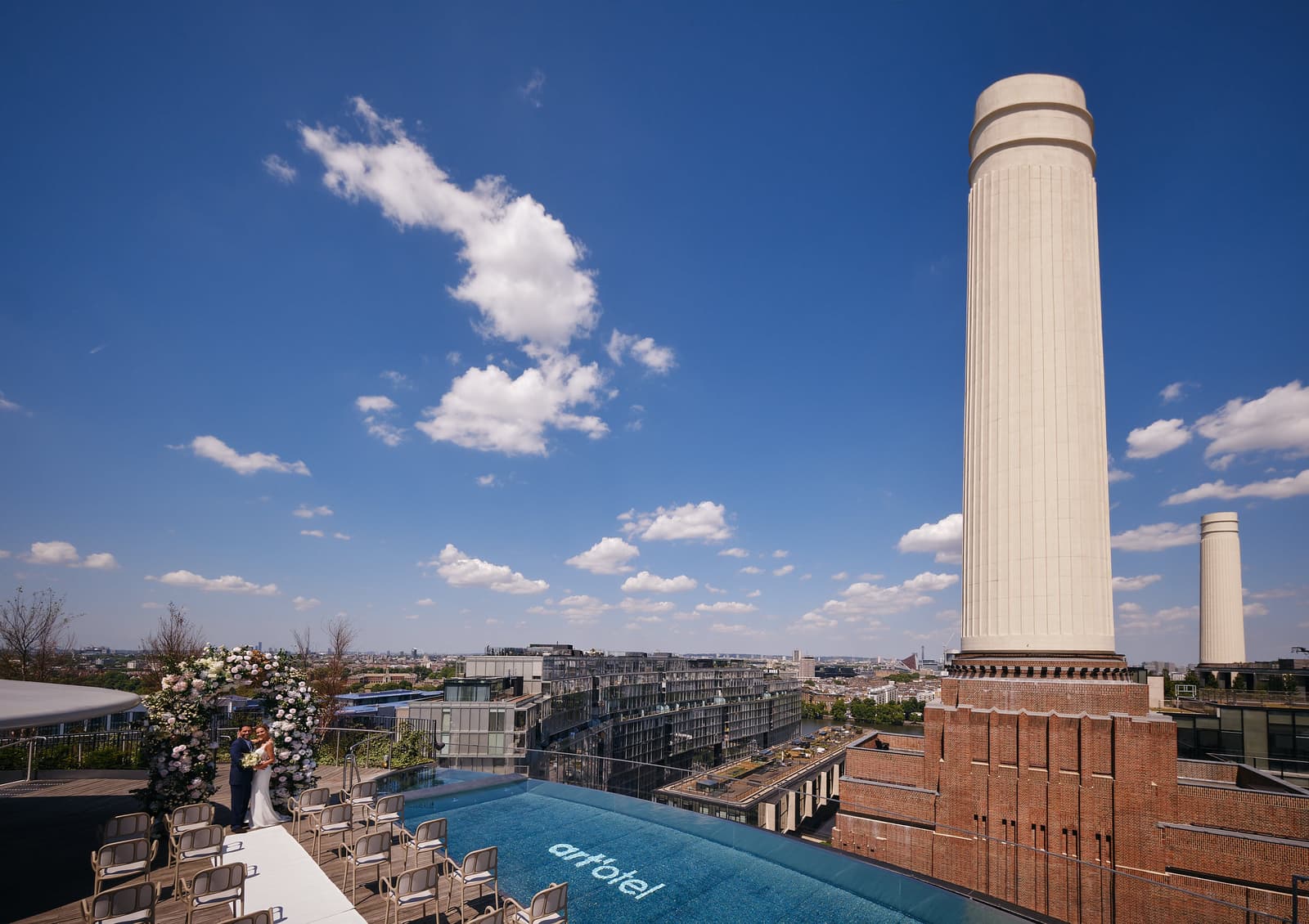 JOIA Restaurant And Rooftop, PEROLA Bar, Art’otel London Battersea photo #4