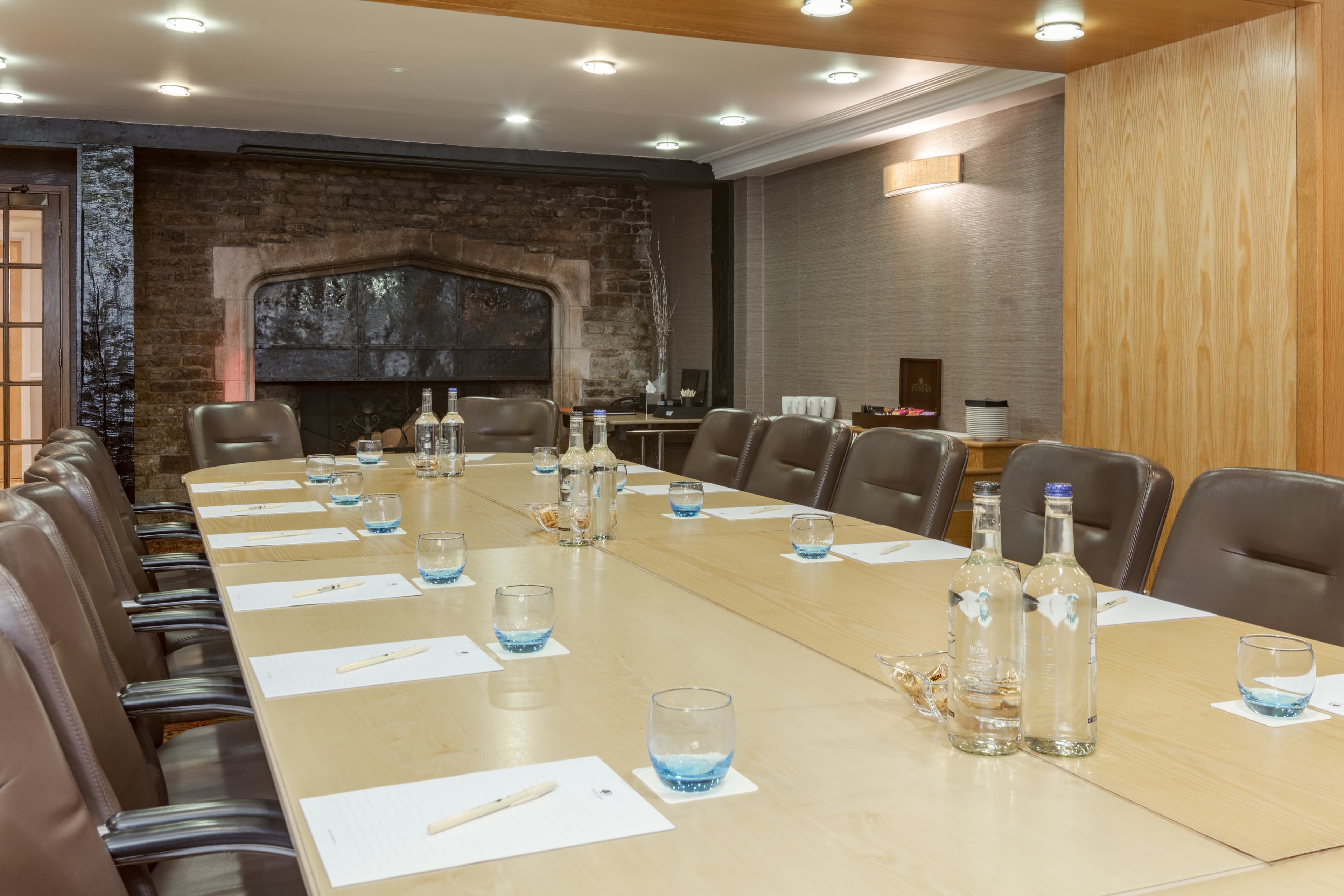 Brimpton, Oxford Belfry Hotel photo #1