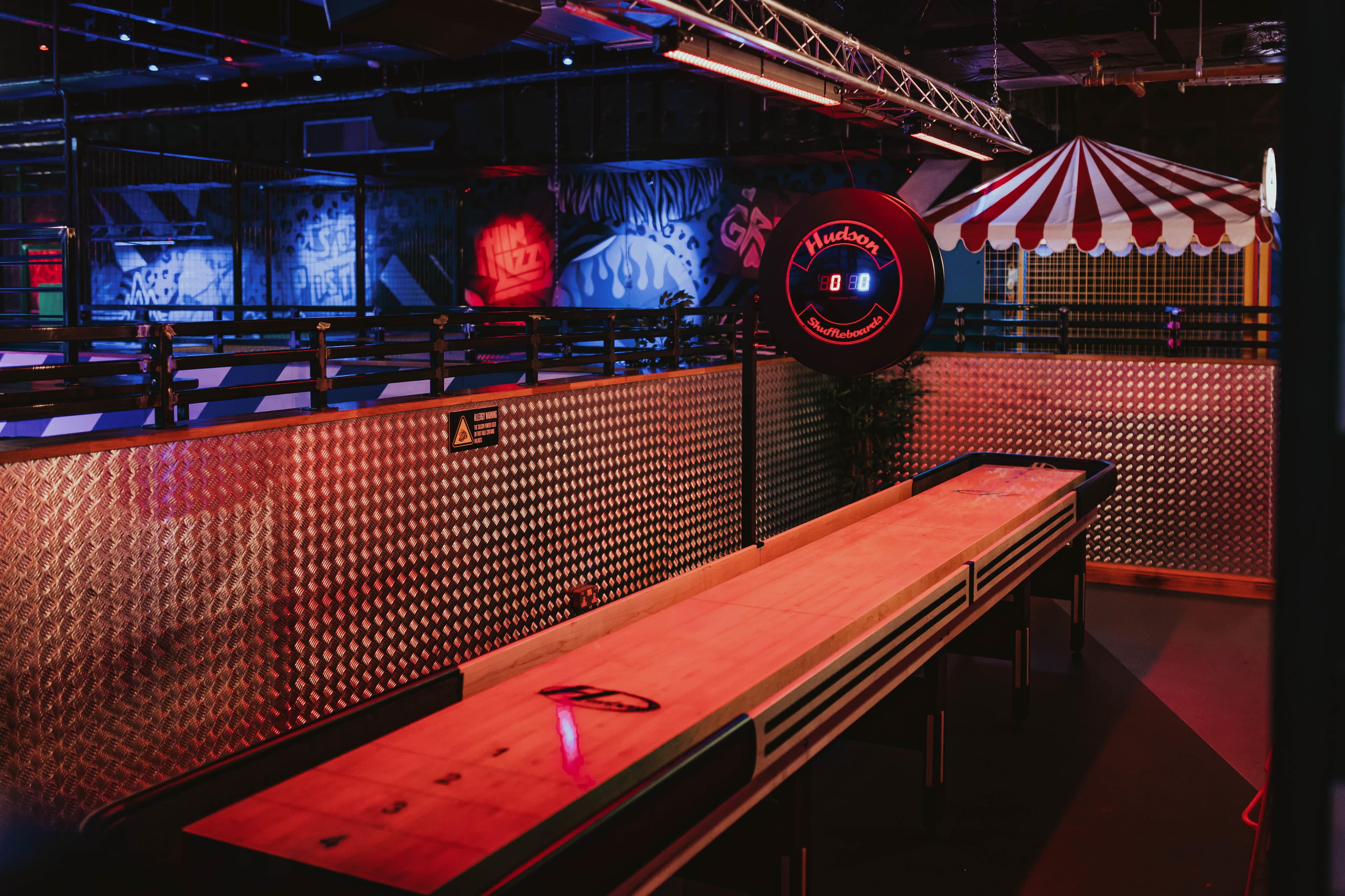 The Lodge, Roxy Lanes Edinburgh (Rose St.) photo #3