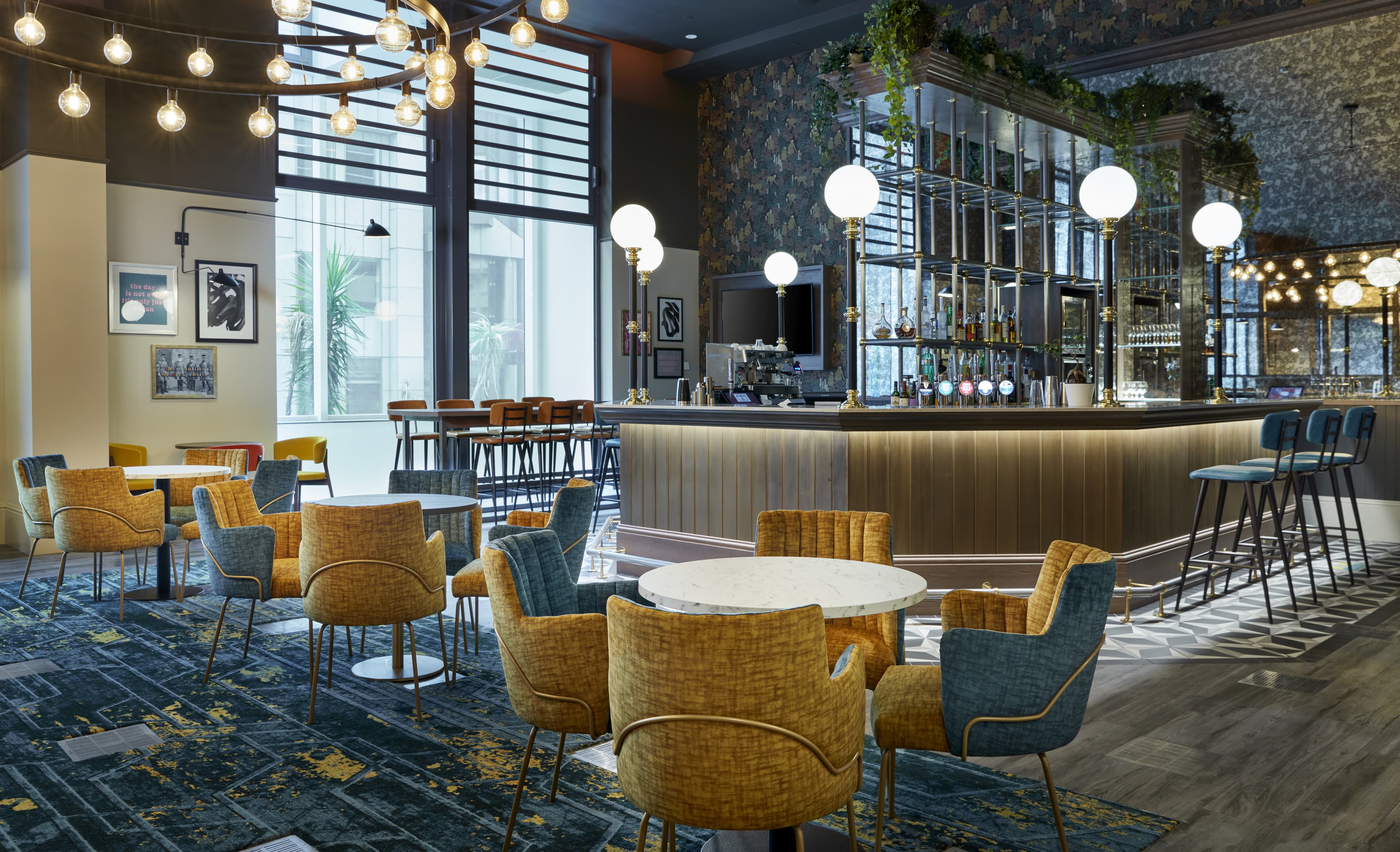 Atrium, Leonardo Royal London Tower Bridge photo #2