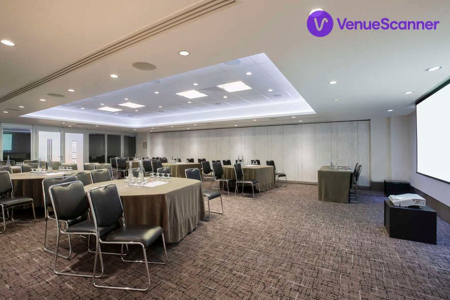 Leonardo Royal London Tower Bridge, Sidney Suite photo #3