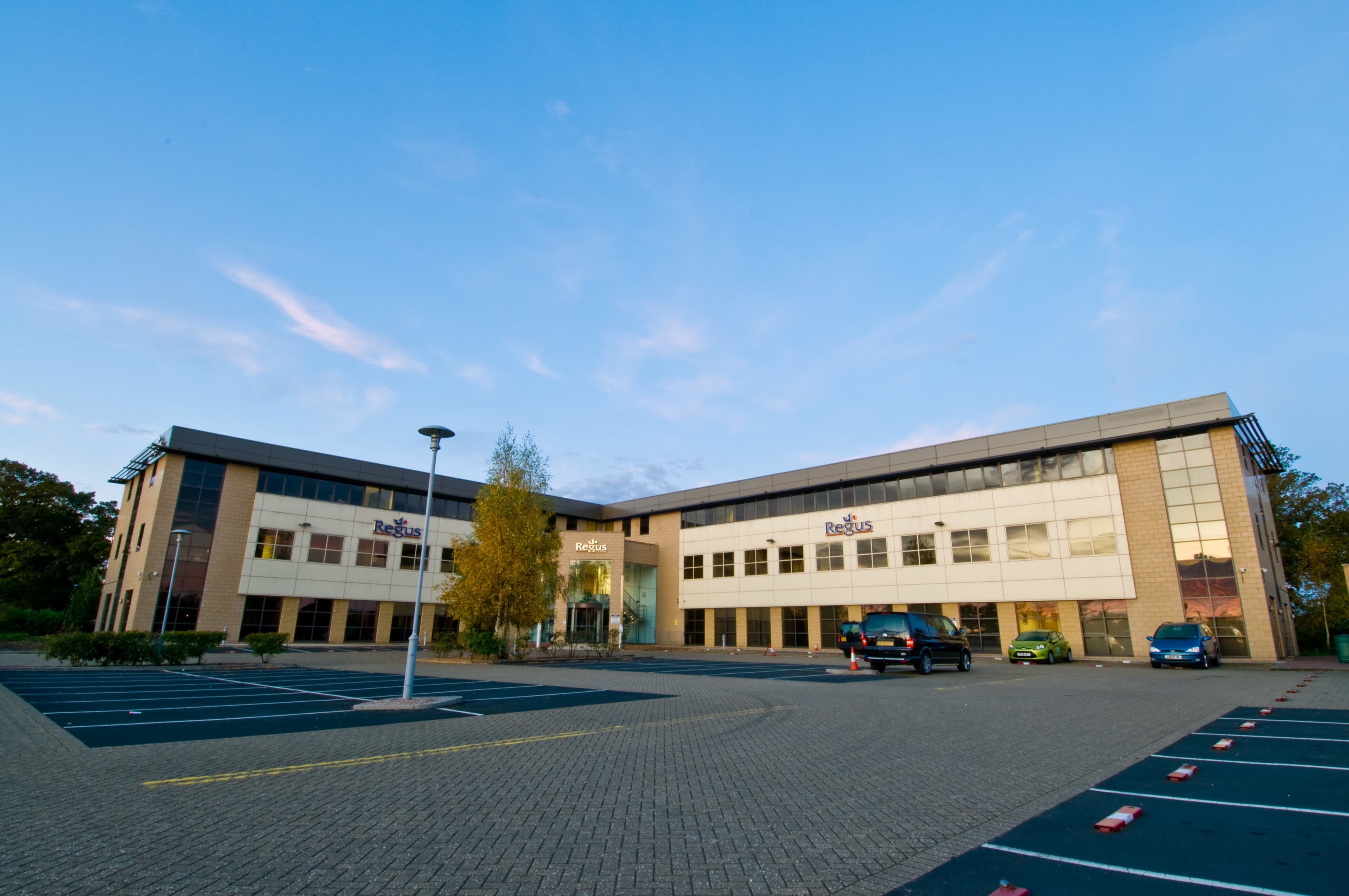 Earlswood, Regus Birmingham Blythe Valley Park photo #3