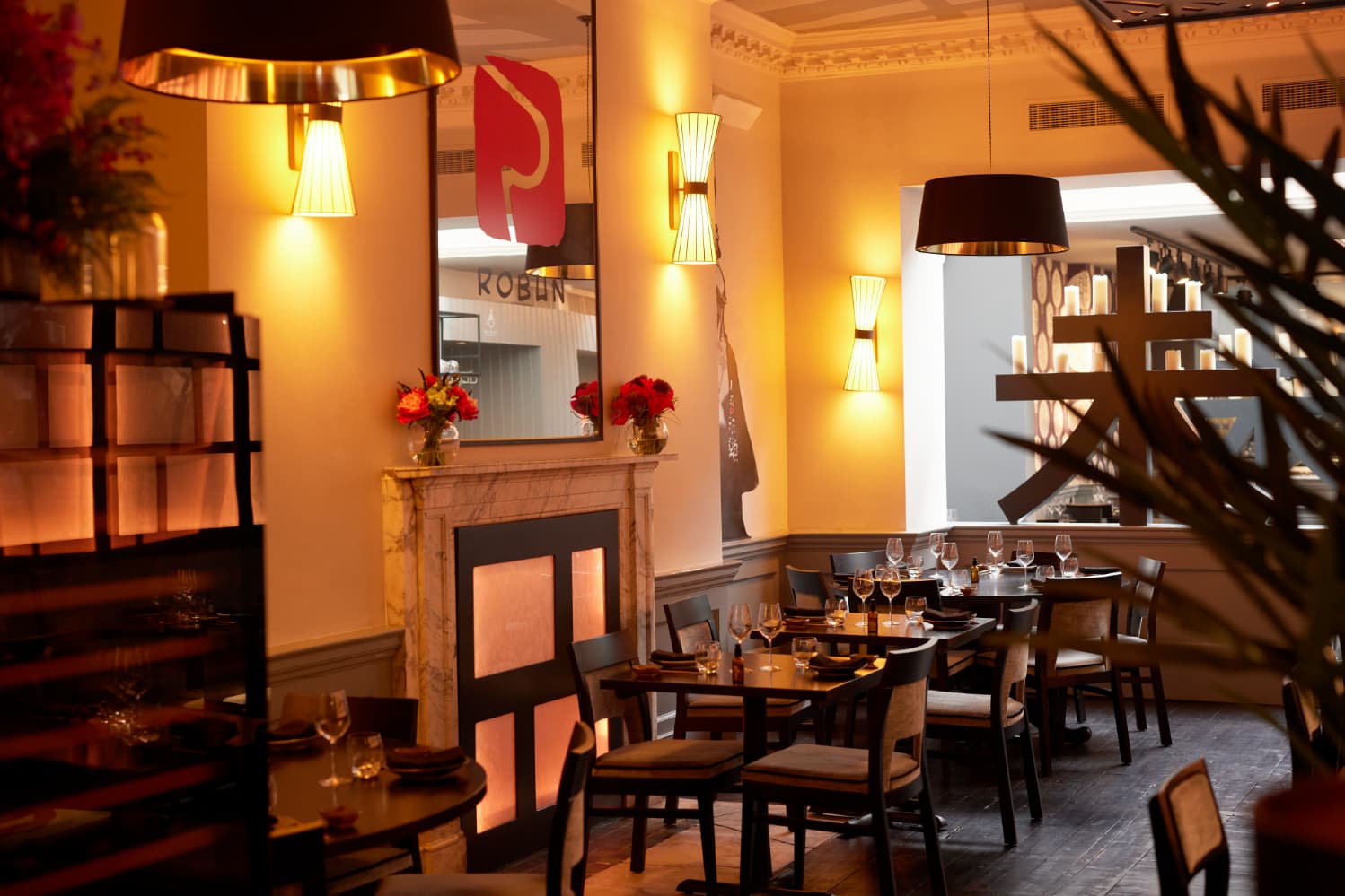 Half Restaurant Hire, Robun photo #1