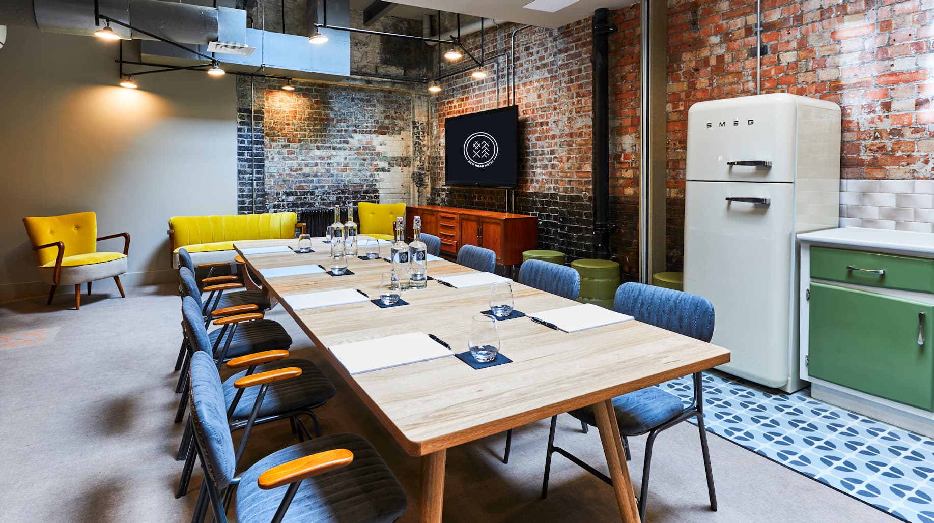 Kitchen & Lounge, New Road Hotel photo #5