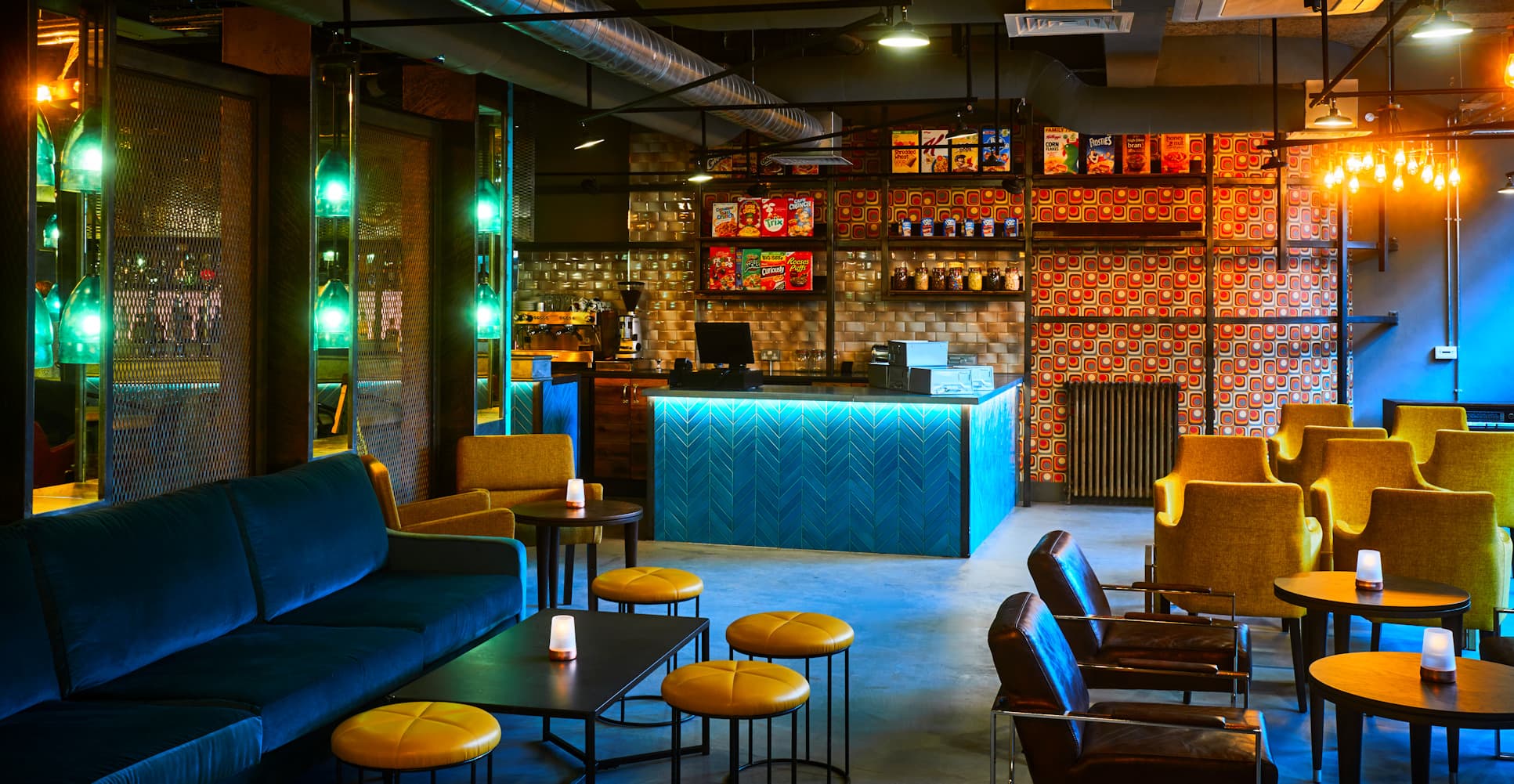 Cereal Grind, New Road Hotel photo #1