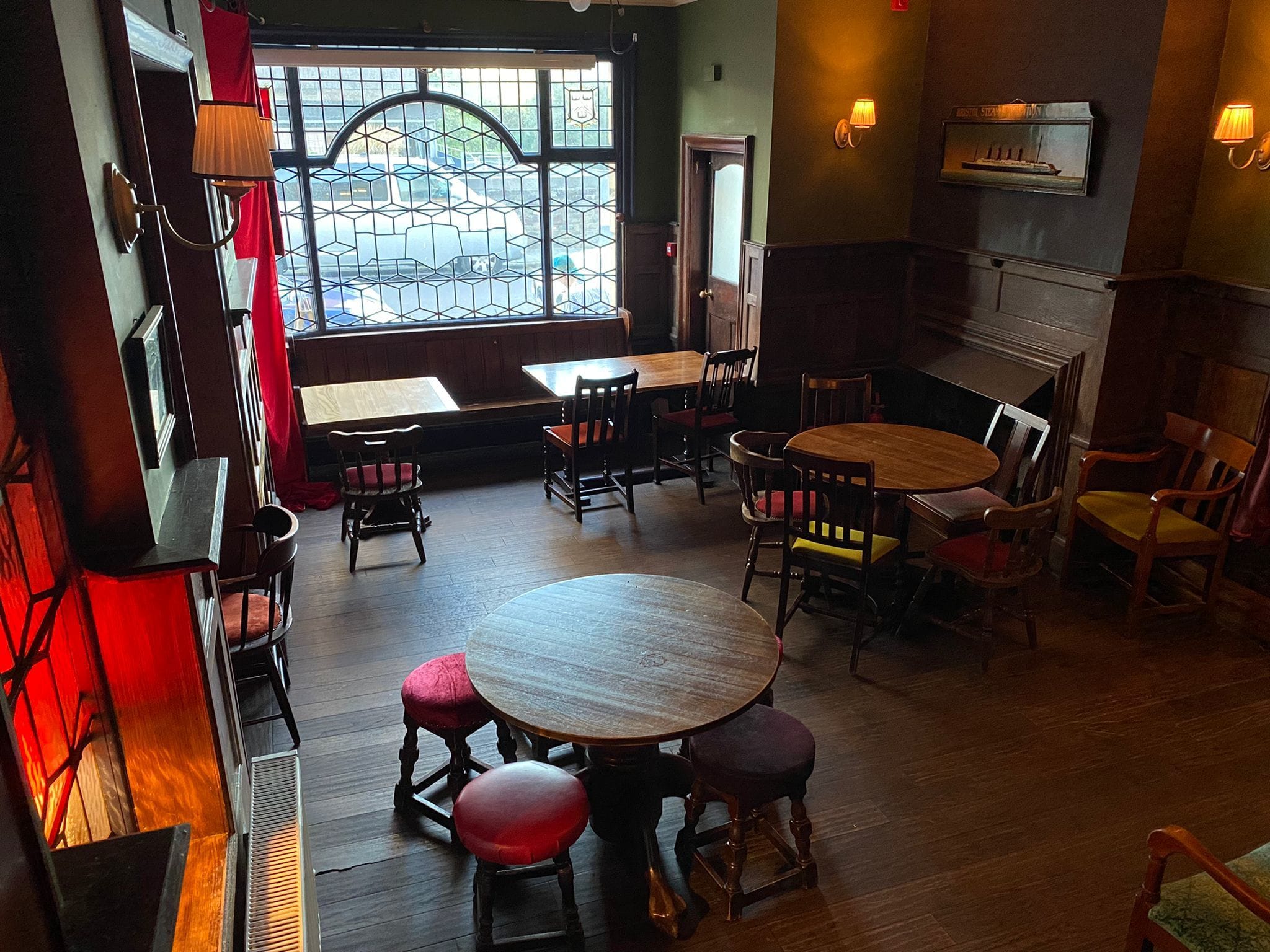 Photo of Barrelhouse, Pub/Diner