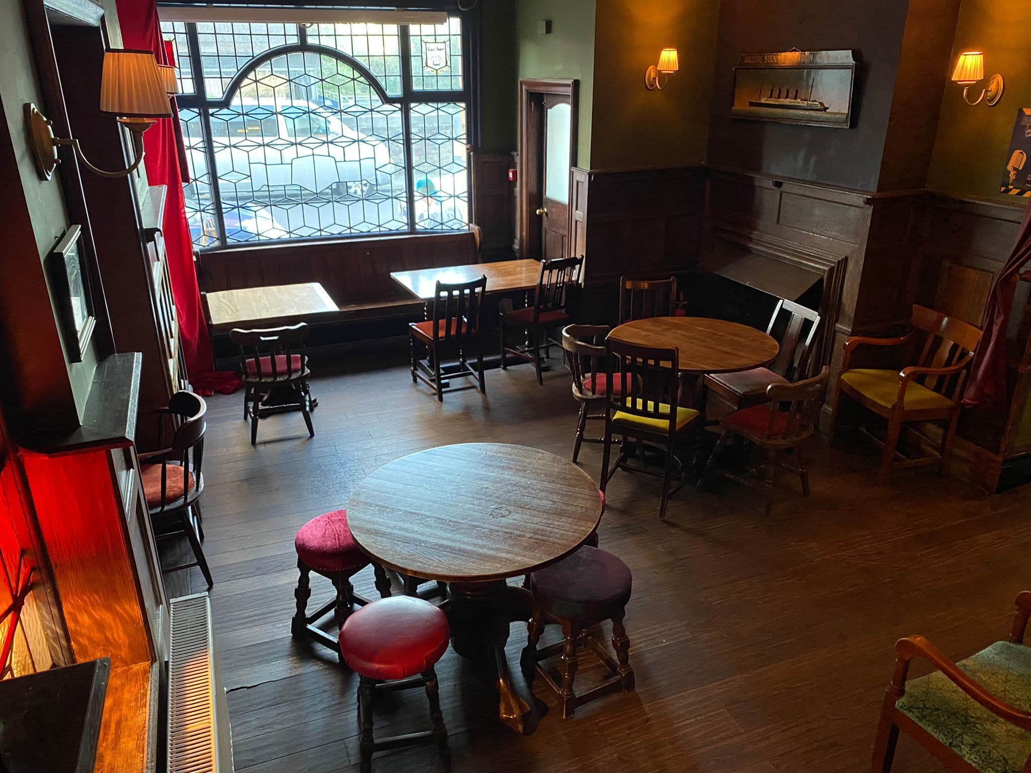 Exclusive Hire, Barrelhouse photo #2