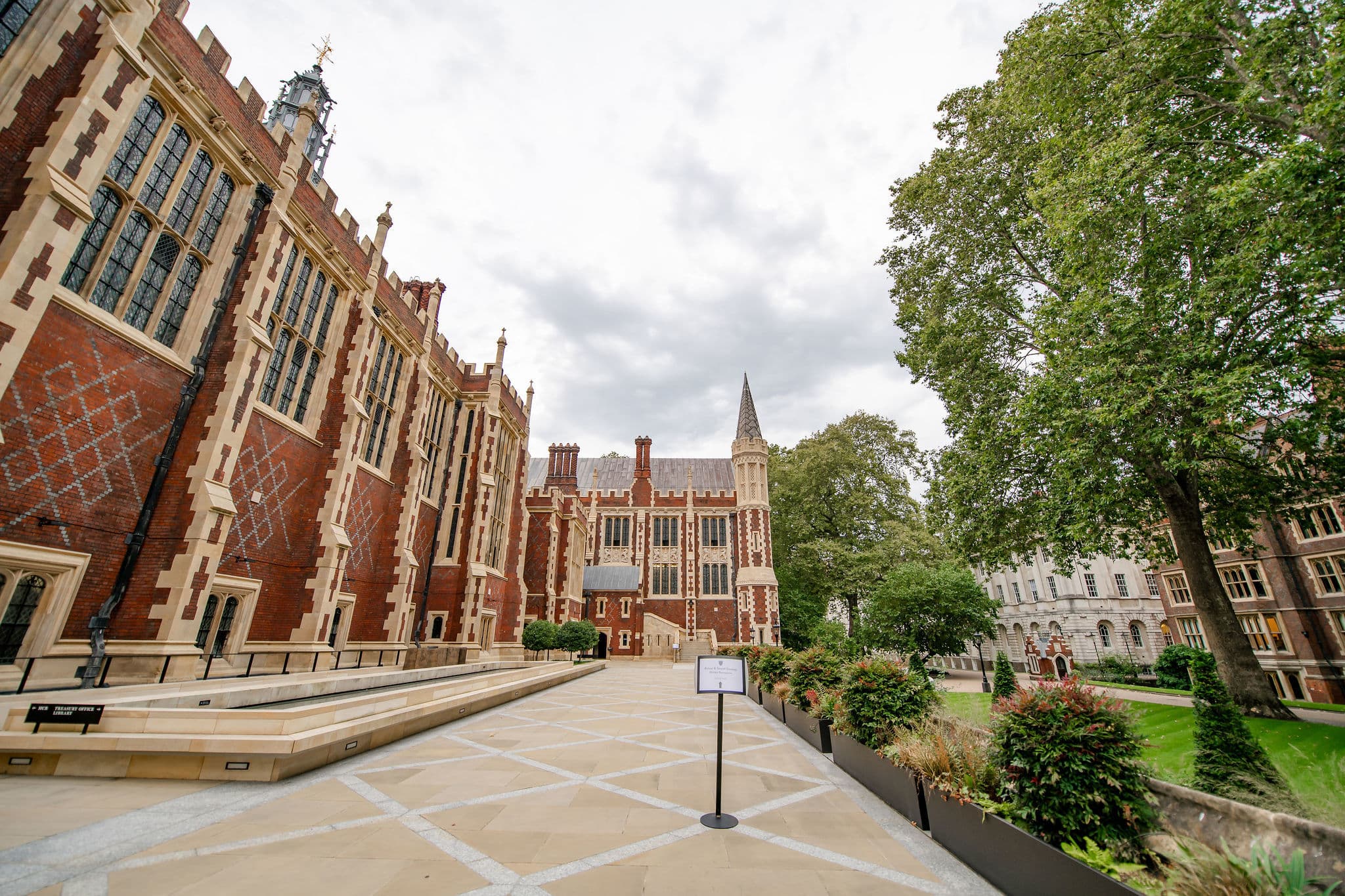 East Terrace & Great Hall, Honourable Society Of Lincoln's Inn photo #16