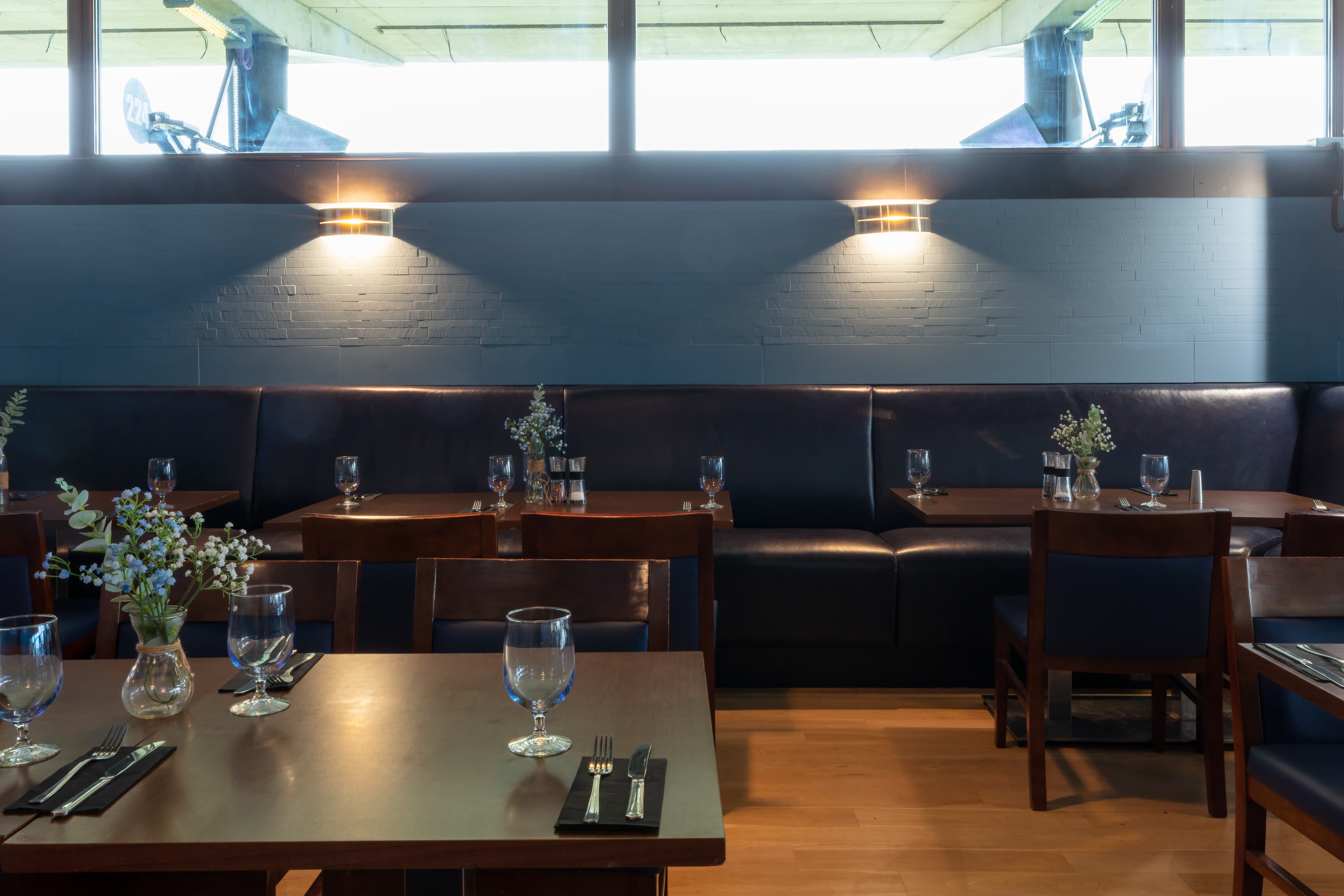 Blue Zenzer Restaurant, BigShots Golf Northwick Park photo #14