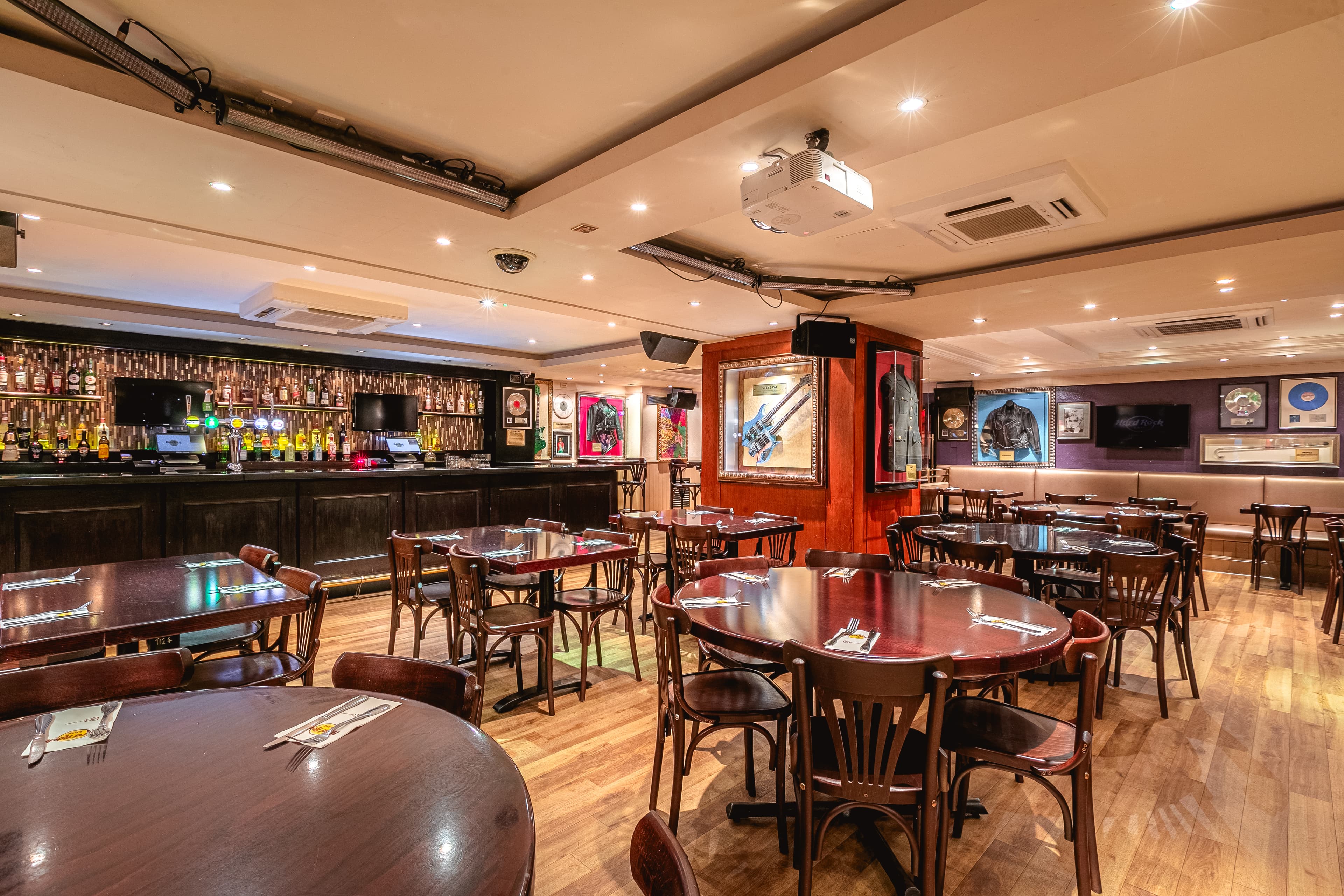 The Rock Room, Hard Rock Cafe London photo #5