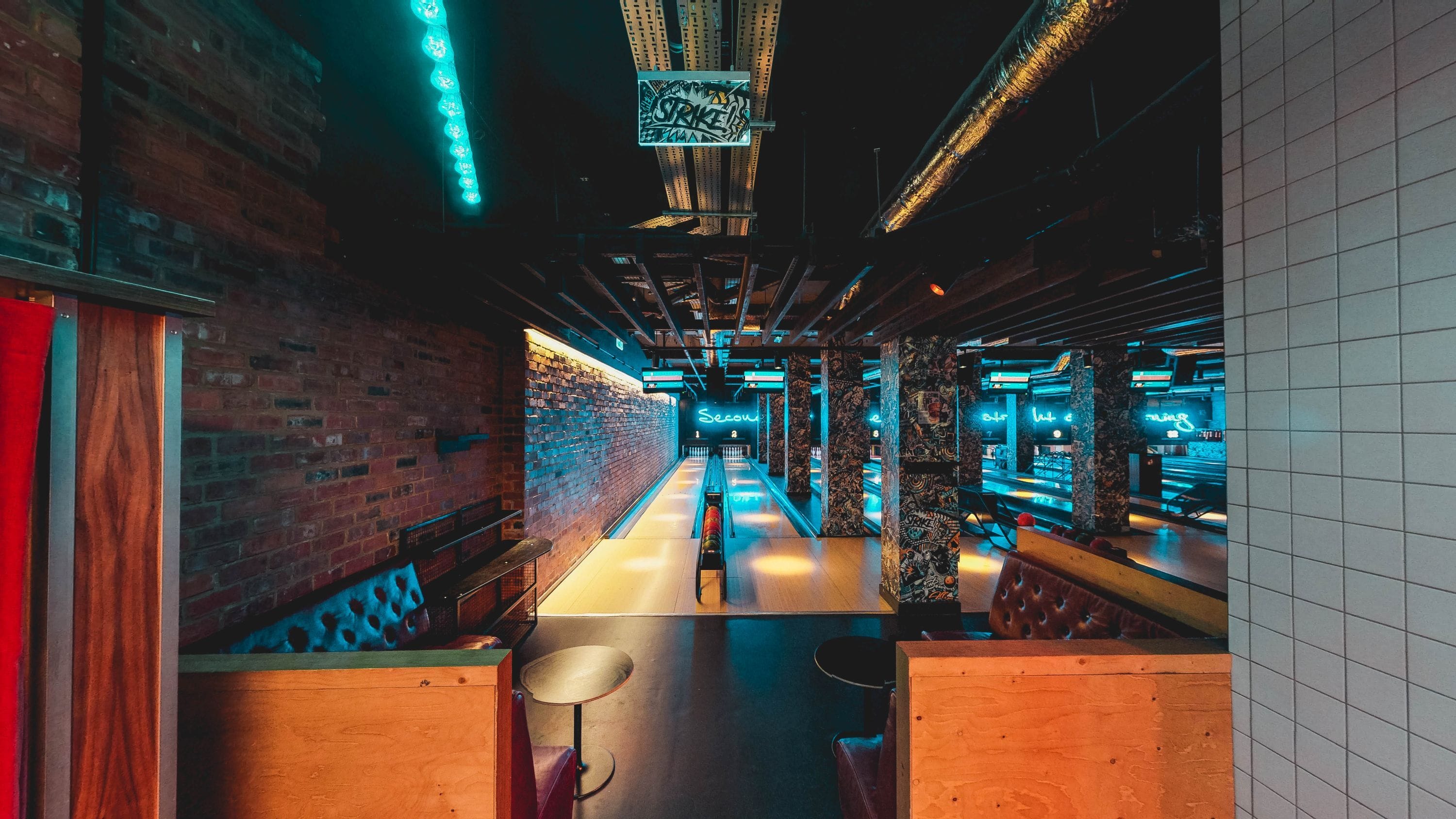 Photo of Queens - Skate Dine Bowl, Main Lanes - East And West Wing