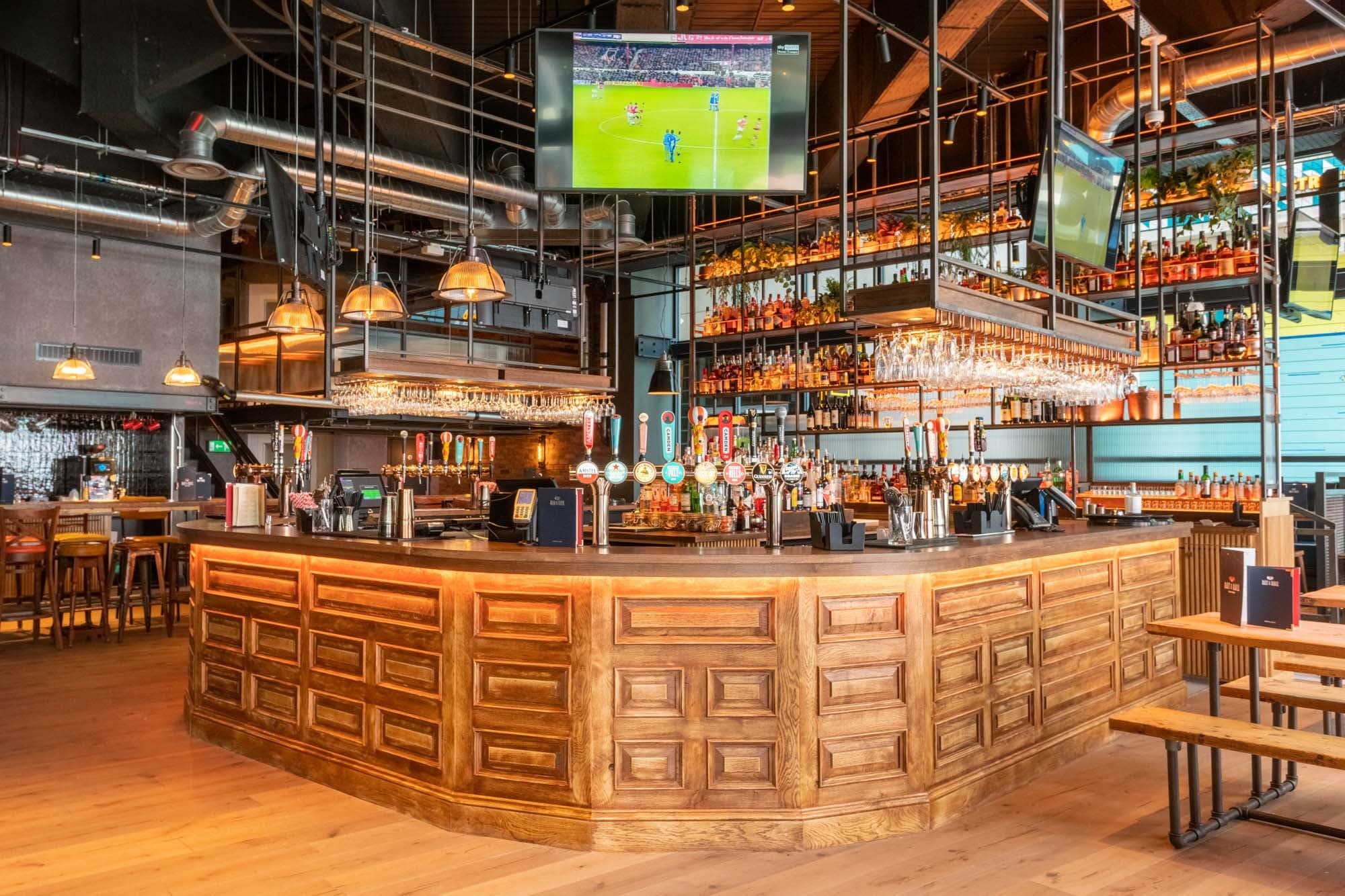 The Executive Box, Bat & Ball photo #3