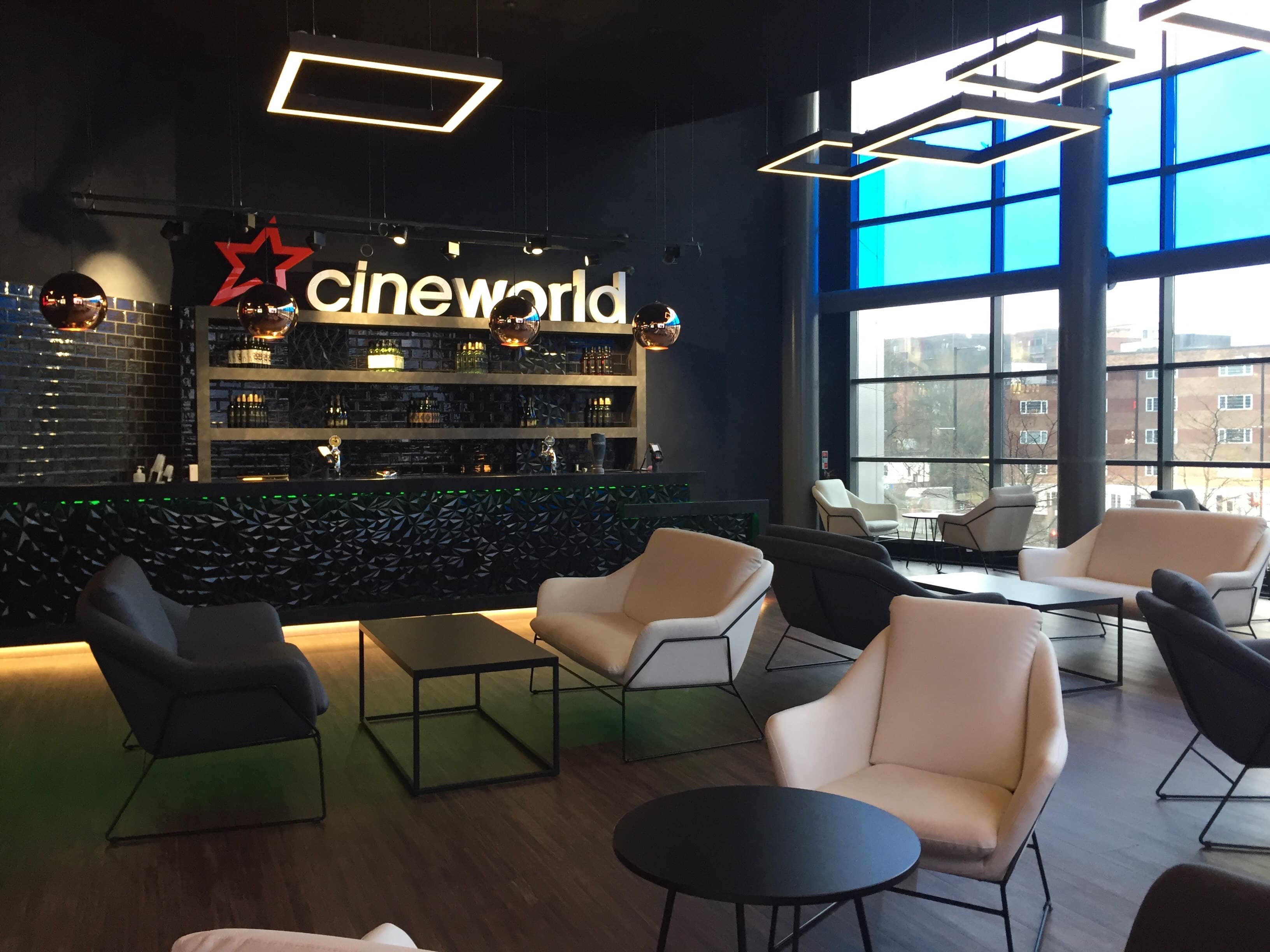 Screen 1 - 143 Seats, Cineworld Didsbury photo #2