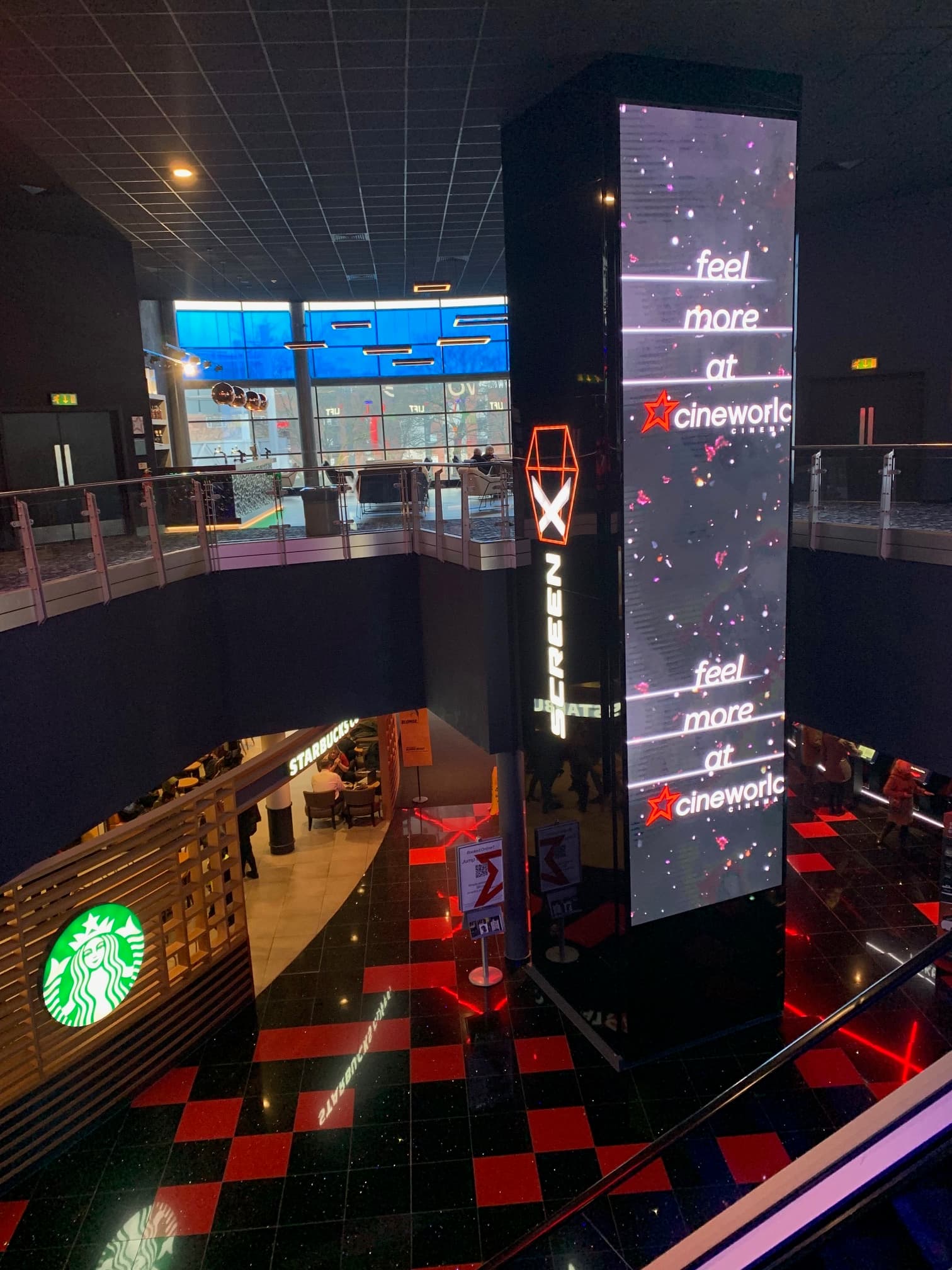 Screen 1 - 143 Seats, Cineworld Didsbury photo #5