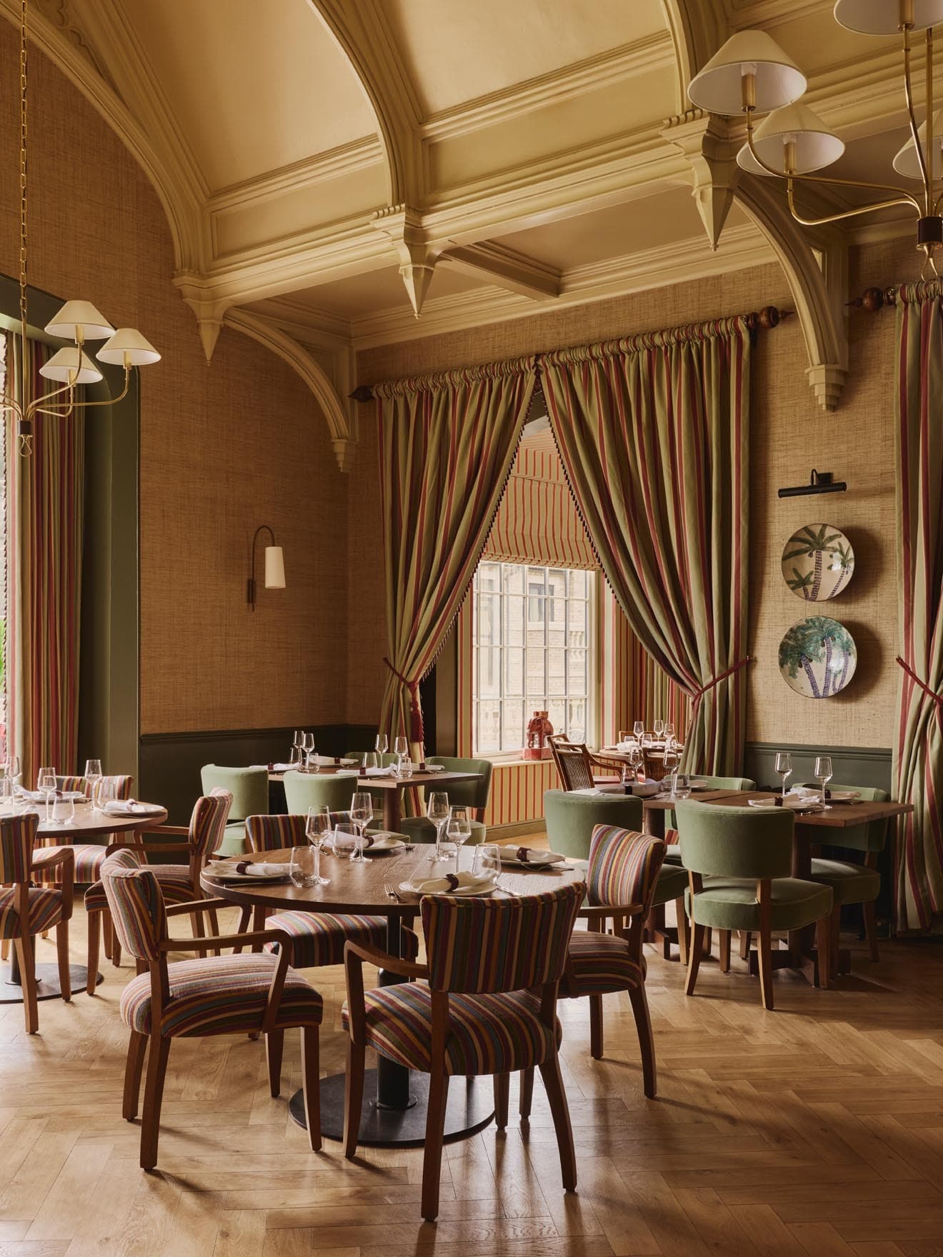 The Library, Foxhills Club & Resort photo #36