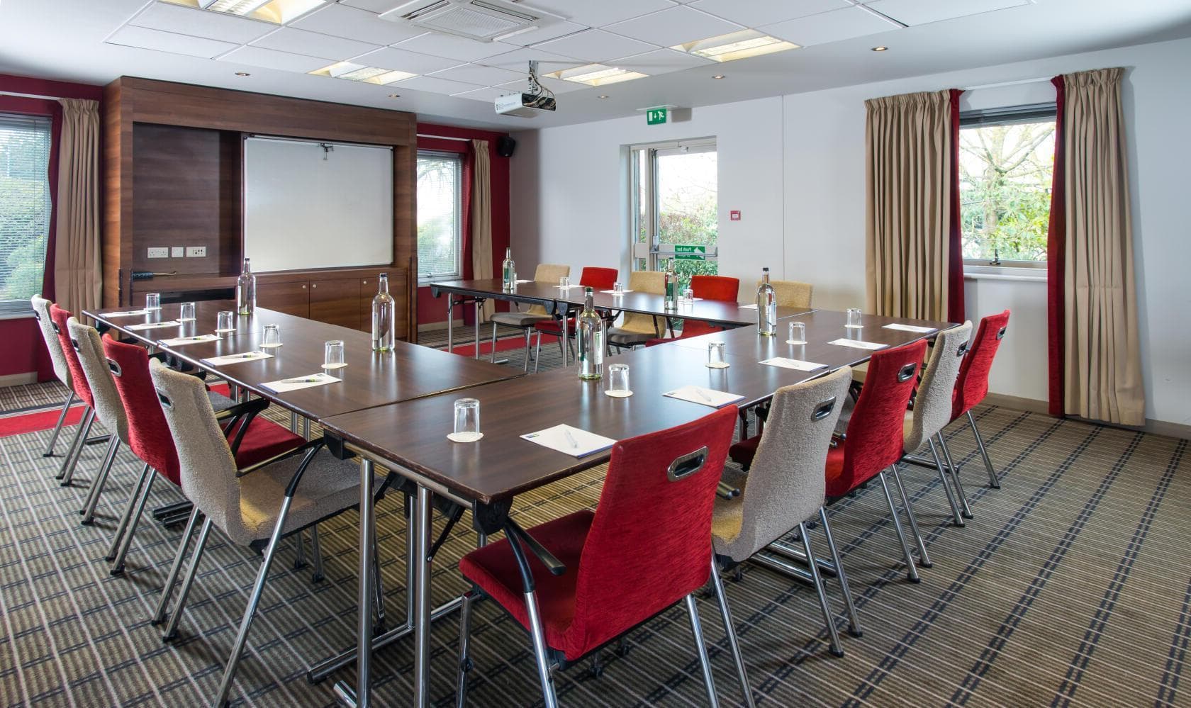 Powderham Room, Holiday Inn Express Exeter East photo #1